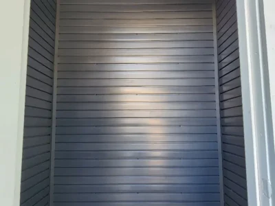 Dallas – garage Photo 1 empty garage wall